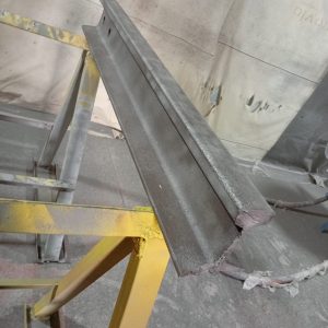 Blasted and deburred parts